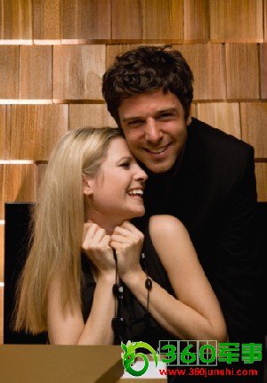 ������ԣ�4�����������˵�&ldquo;��Ů���&rdquo;����ͼ��